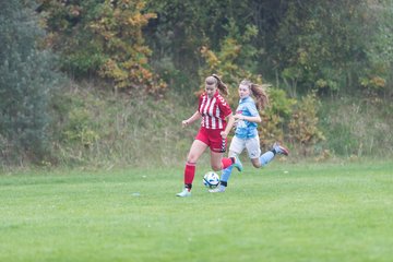 Bild 131 - wBJ TuS Tensfeld - SV Fortuna St. Juergen